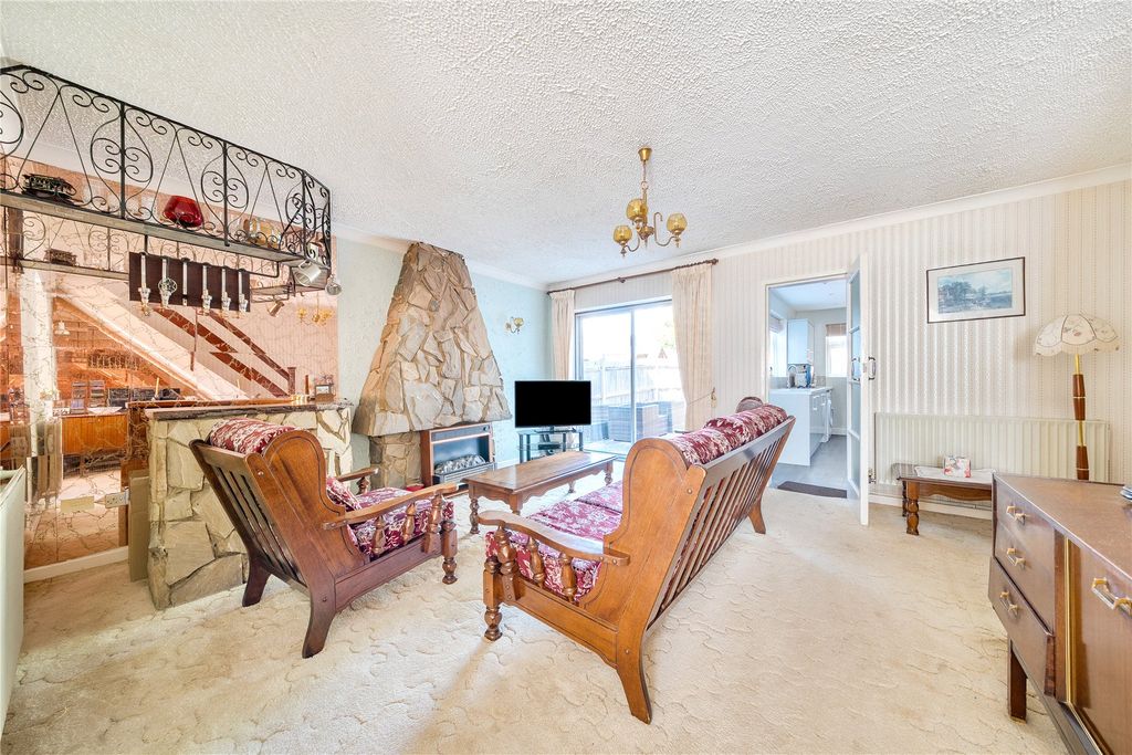 Property photo 2 of 18 Picture No. 04