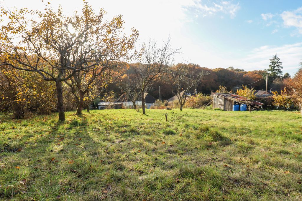 Property photo 3 of 19