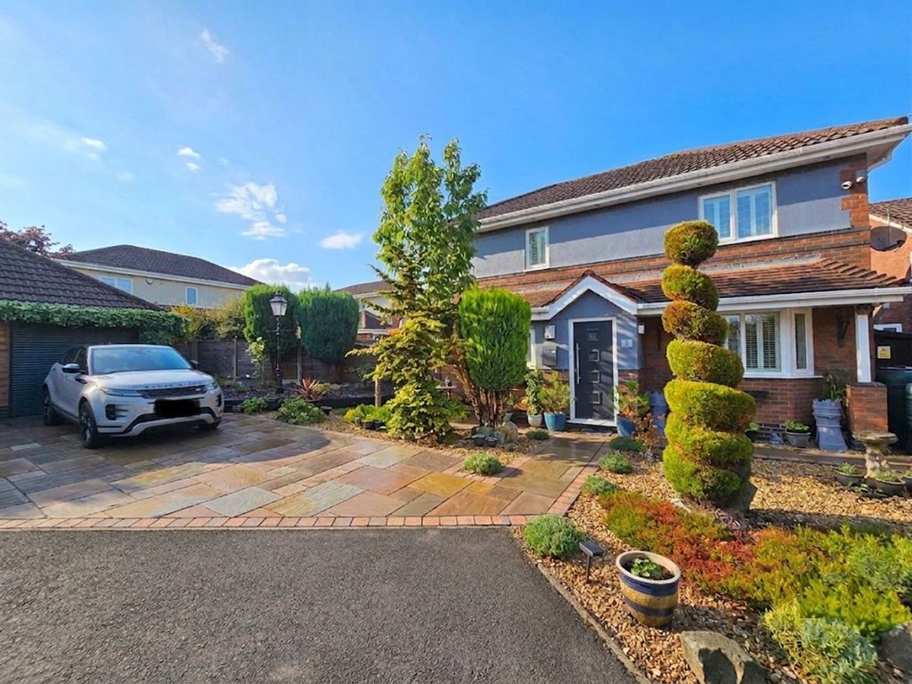 Property photo 1 of 21