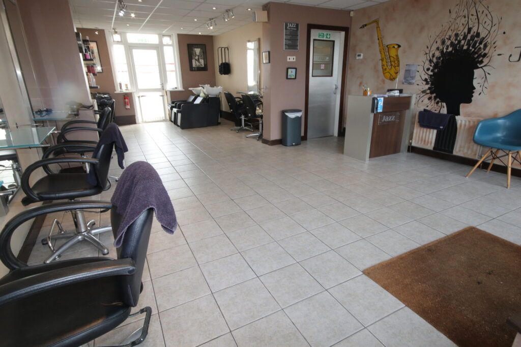 Property photo 2 of 5