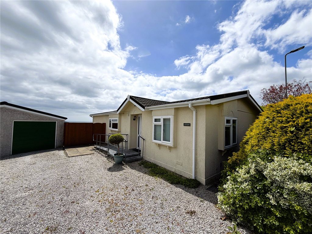 Property photo 1 of 22 Picture No. 30