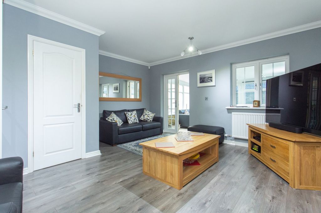 Property photo 2 of 15 Picture 2