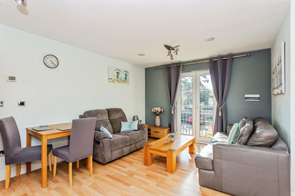 Property photo 3 of 17 Open Plan Living