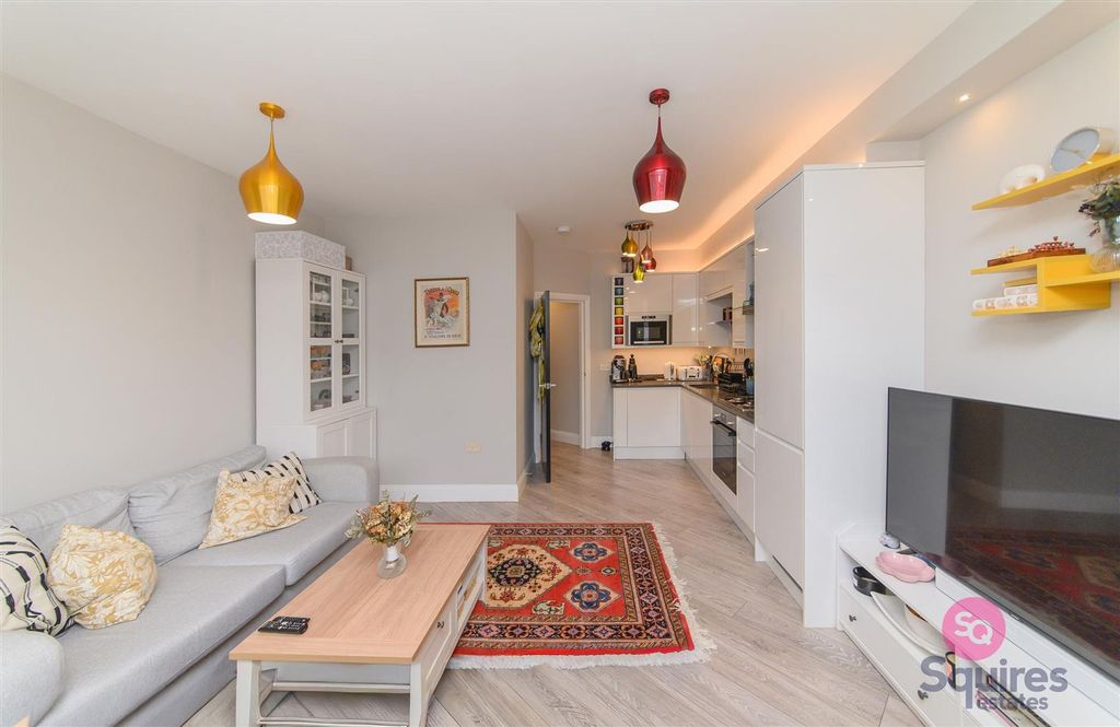 Property photo 2 of 12