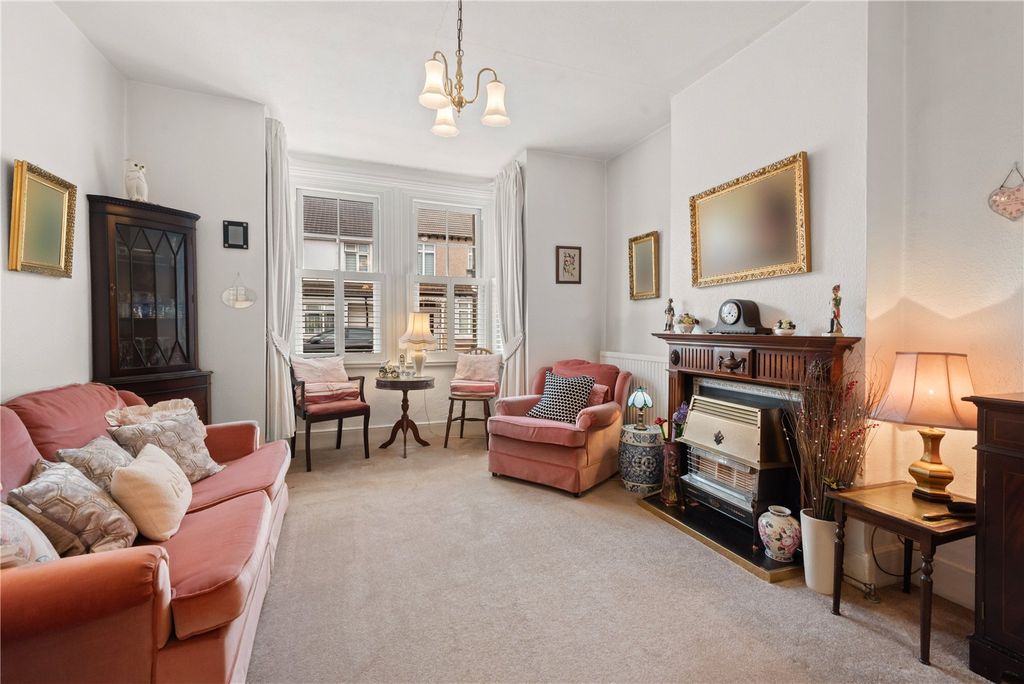 Property photo 3 of 11 Picture No. 02