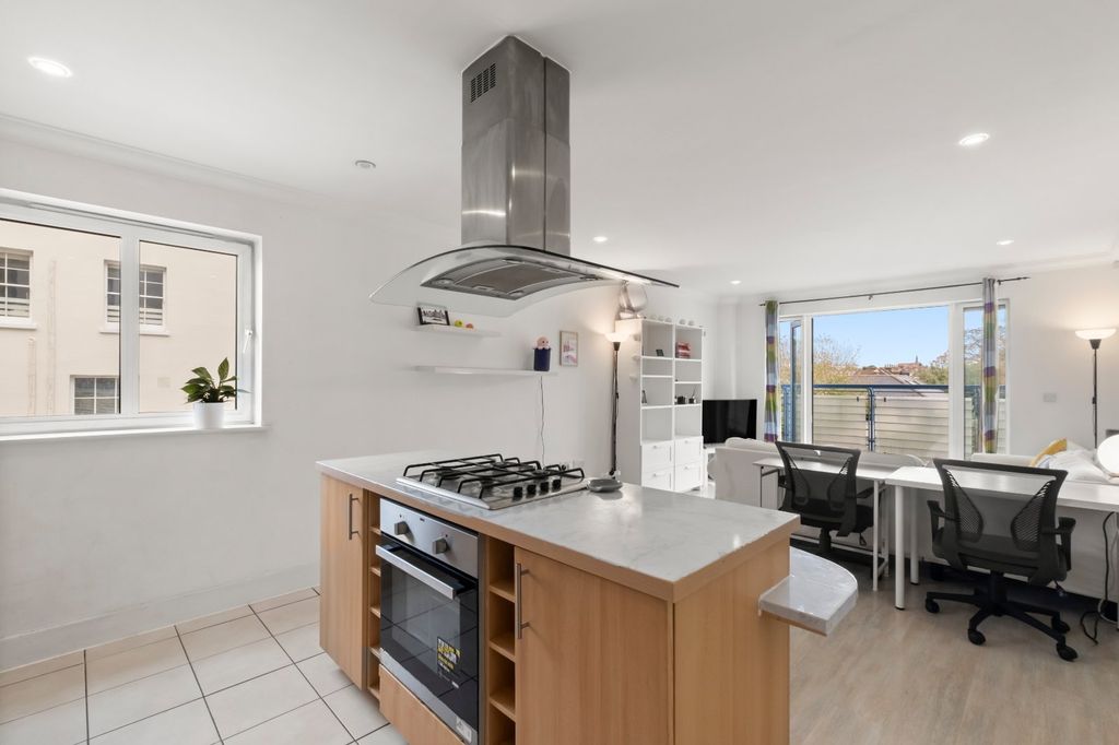 Property photo 2 of 10 Kitchen/Diner