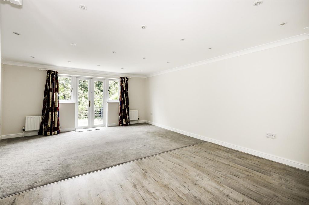 Property photo 3 of 14 Horn Book_9.Jpg