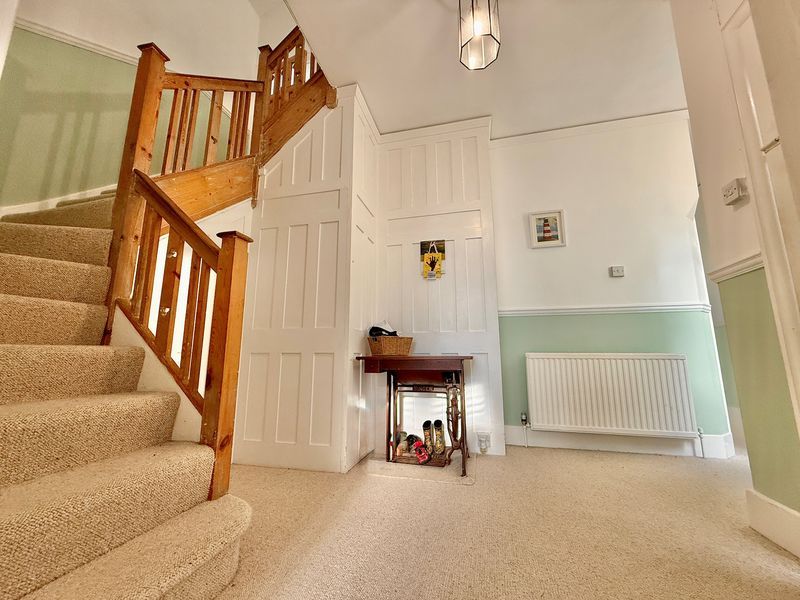 Property photo 3 of 29 Photo 2