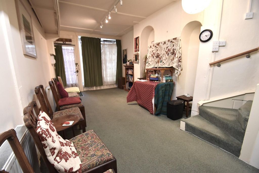 Property photo 2 of 15 Best Selling Agent