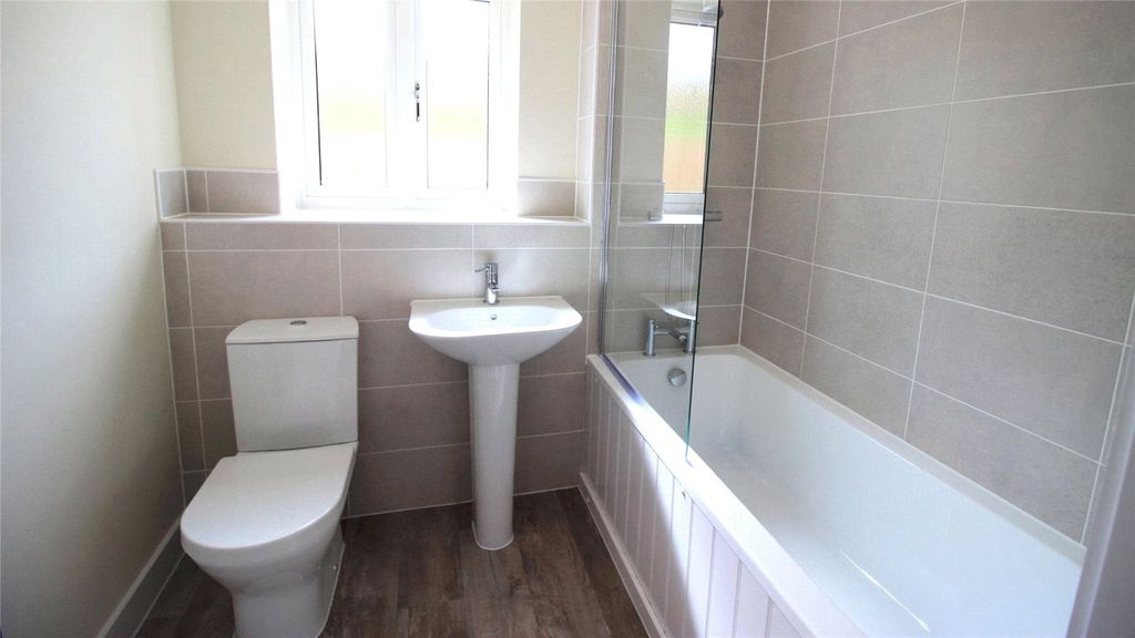 Property photo 3 of 3 Picture No. 02