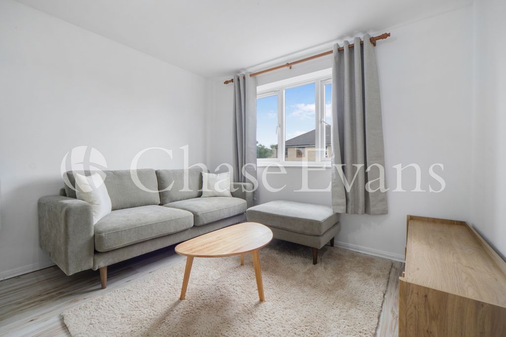 Property photo 1 of 15 Living