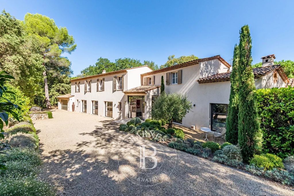 Property photo 1 of 26