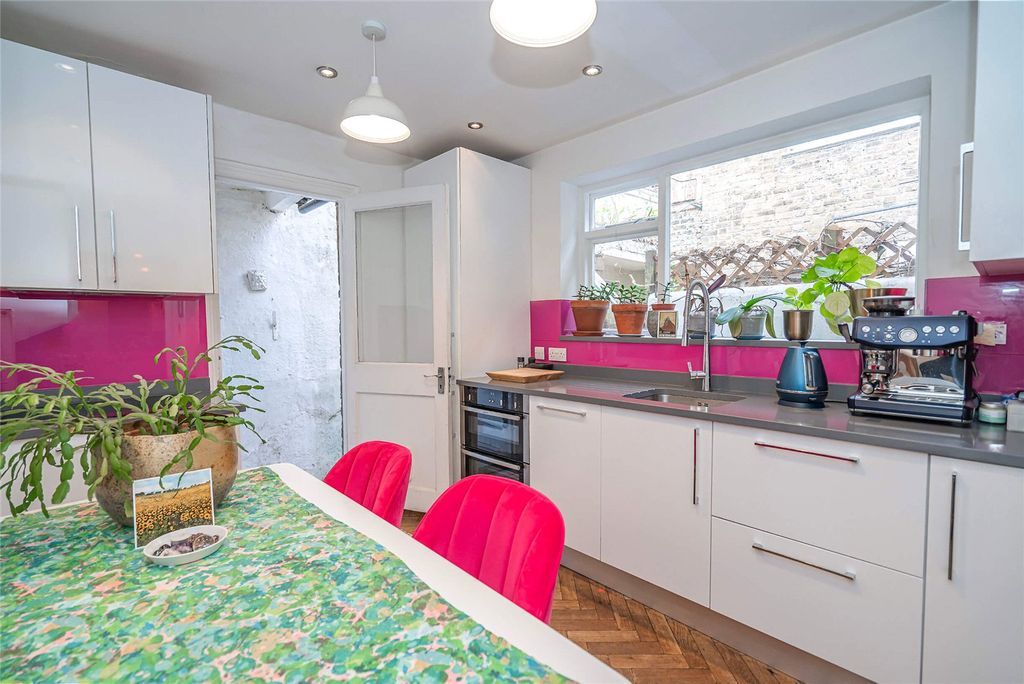 Property photo 3 of 23 Kitchen A