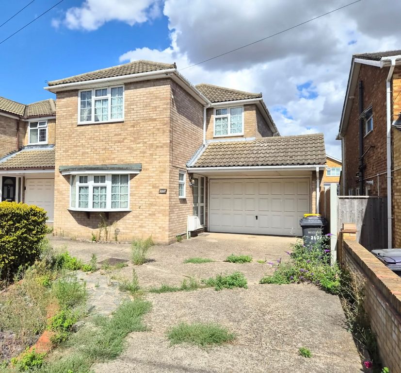 Property photo 1 of 15 4817840