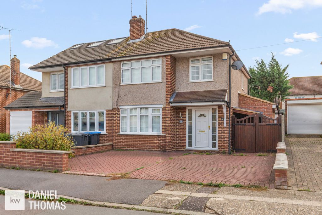Property photo 1 of 27