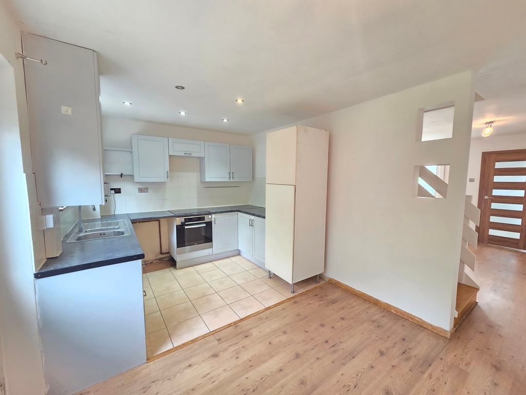 Property photo 2 of 16 Kitchen/Diner