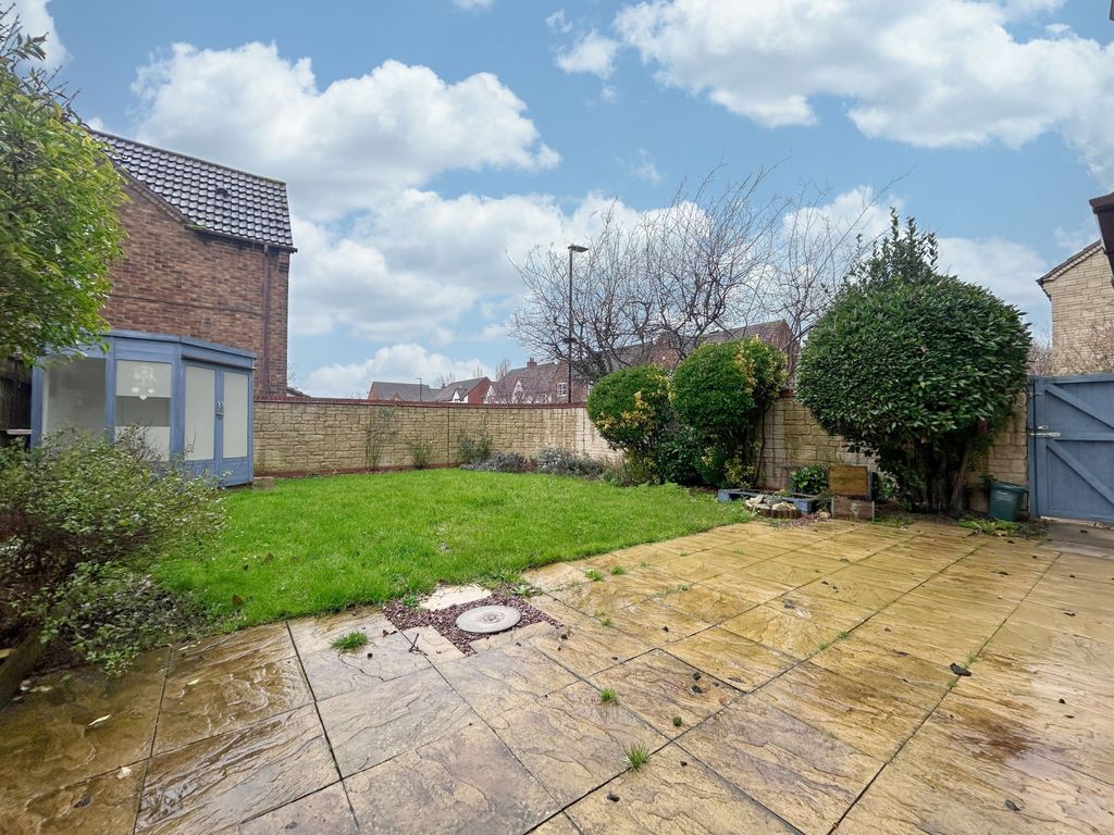 Property photo 2 of 19