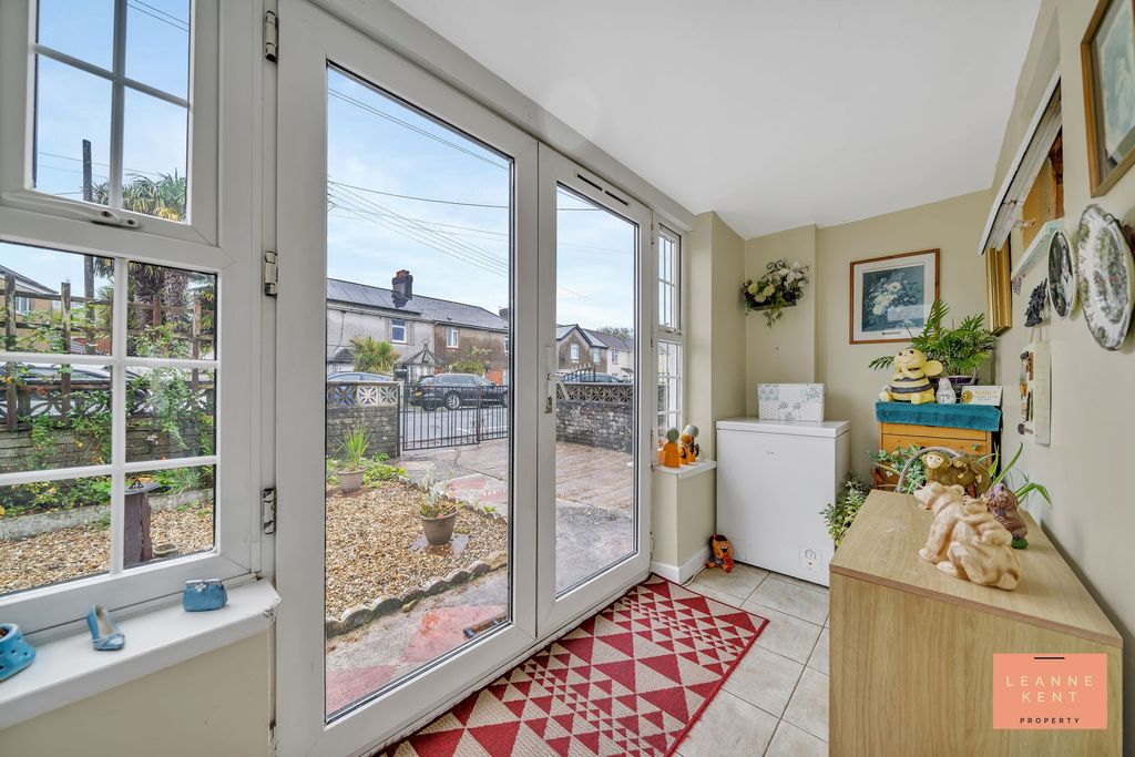 Additional image 5 of 4 bed detached house for saleEast Avenue, Bedwas CF83