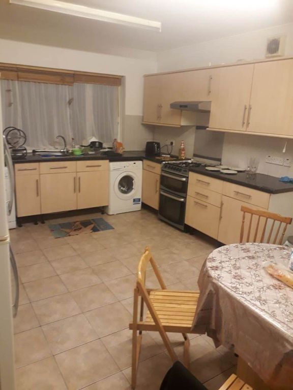 Property photo 1 of 3