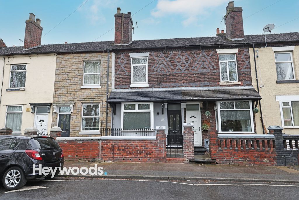 Property photo 1 of 25