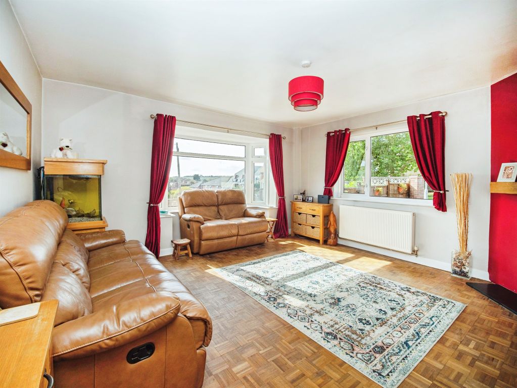 Property photo 3 of 14