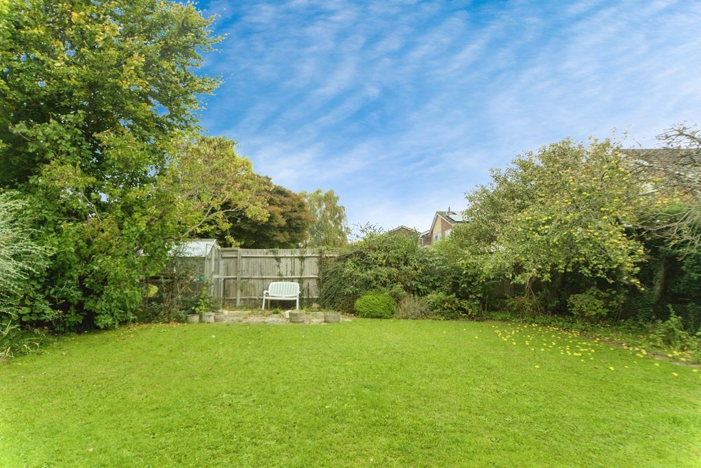 Property photo 2 of 16 Photo