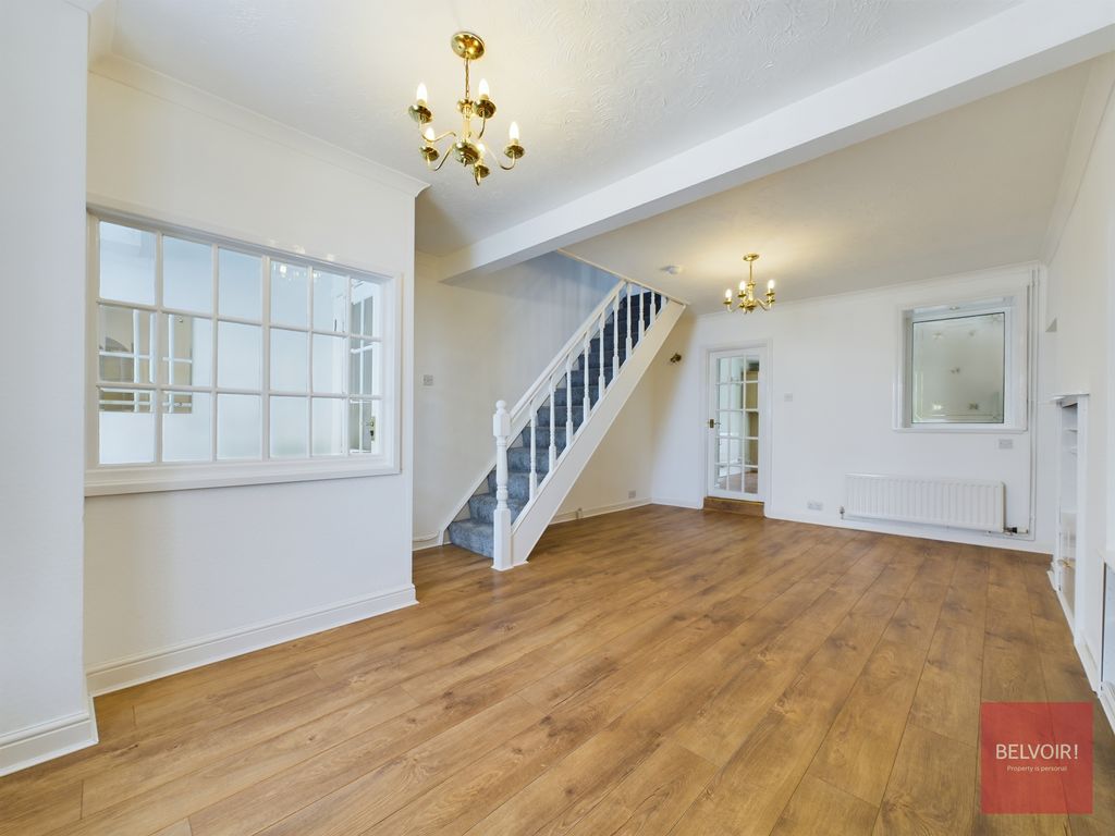 Property photo 2 of 23
