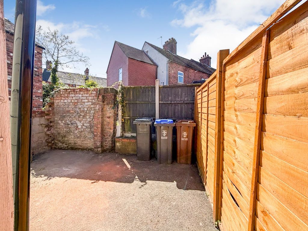 Additional image 15 of 3 bed end terrace house to rentCheadle ST10