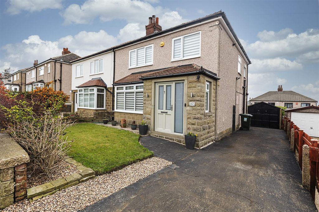 Property photo 1 of 35