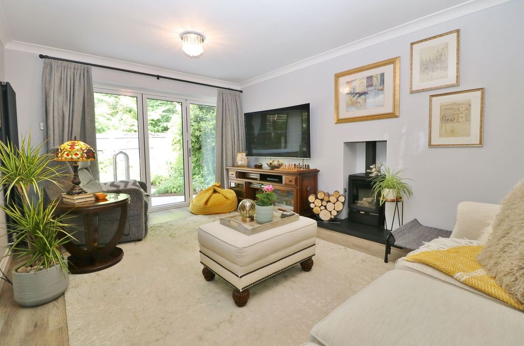Property photo 3 of 22