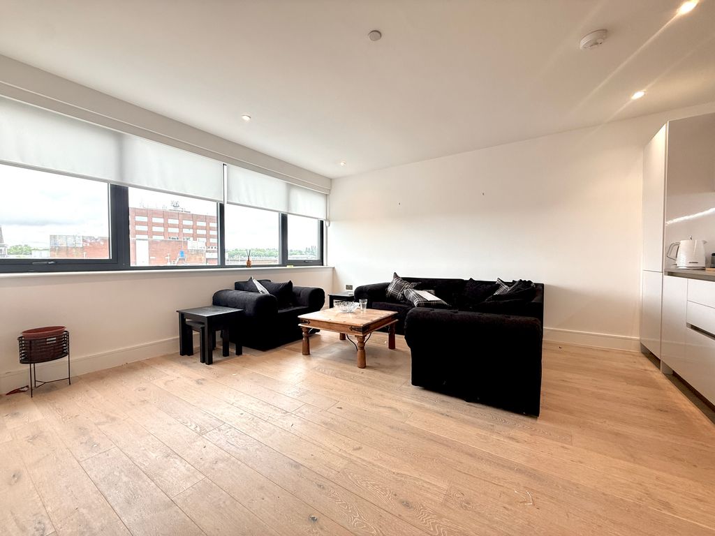 Property photo 2 of 6