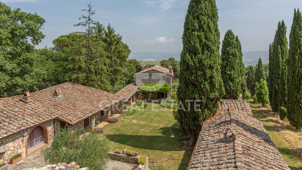 Property photo 2 of 71