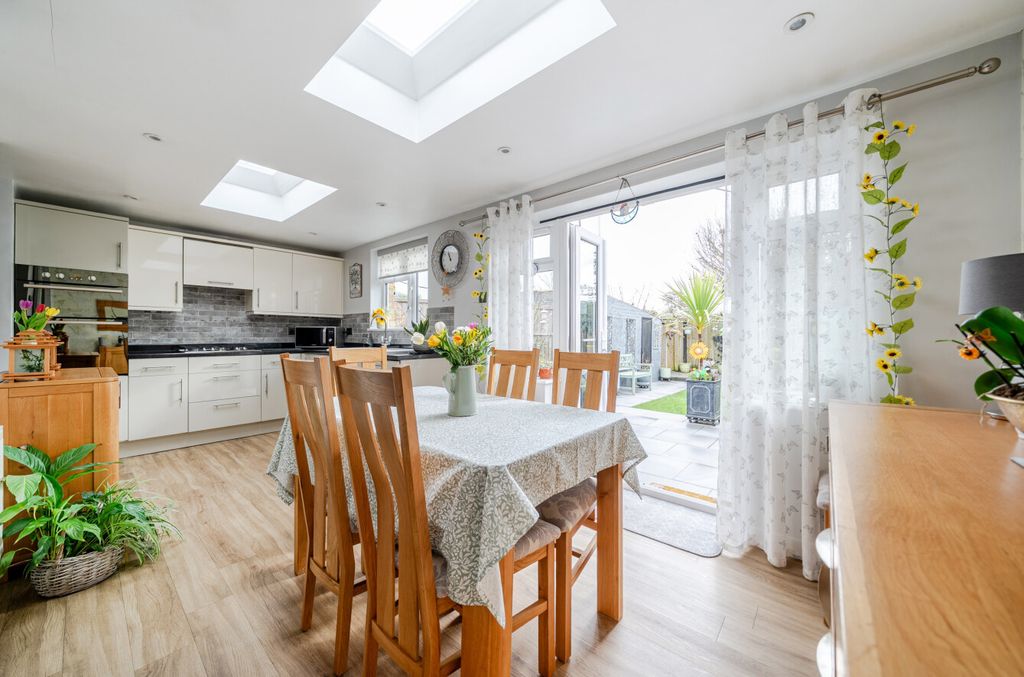 Property photo 3 of 15 1417029-7-699c48d...