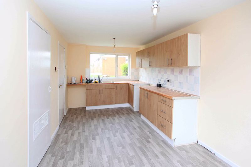 Property photo 3 of 9 Photo 3