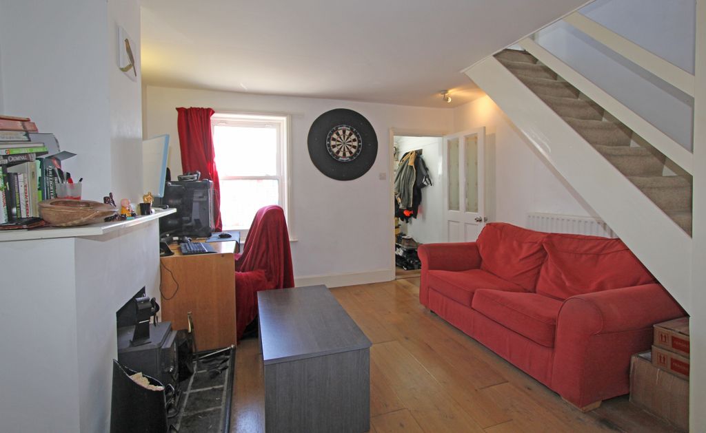 Property photo 2 of 5