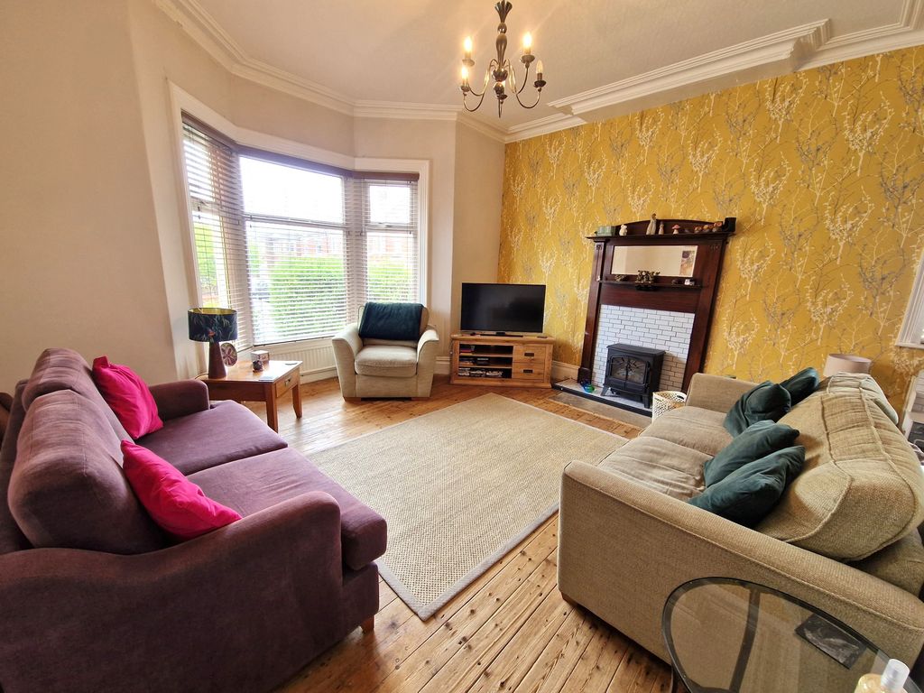Property photo 2 of 24