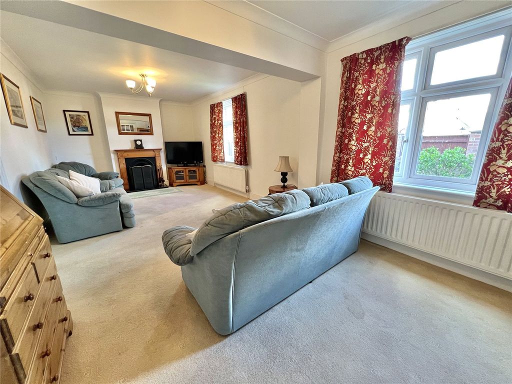 Property photo 3 of 26 Picture No. 51