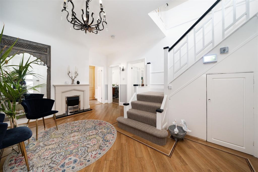 Property photo 2 of 22 P18.Jpg