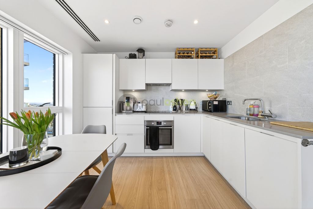 Property photo 3 of 25 Dsc09247