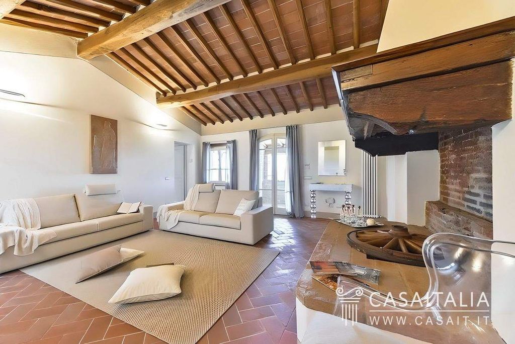 Property photo 2 of 30