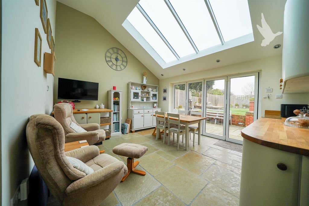 Property photo 3 of 29 Dsc06002.Jpg