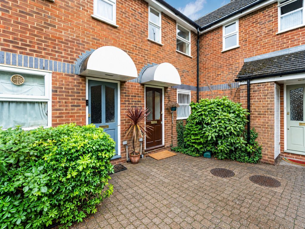 Property photo 2 of 10