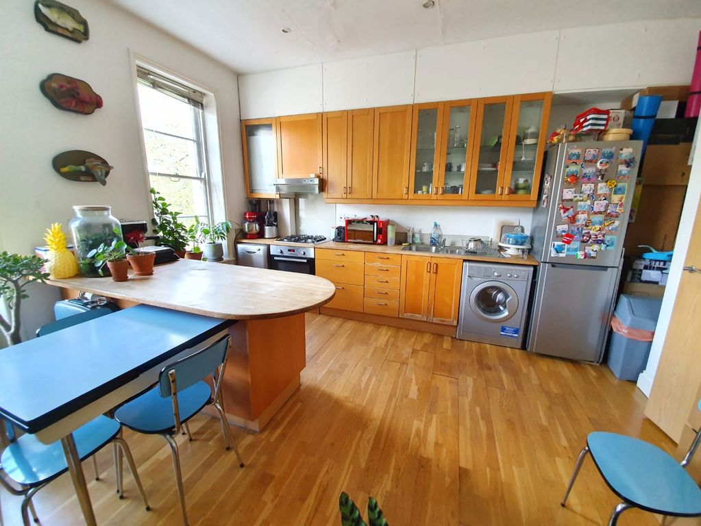 Property photo 1 of 4