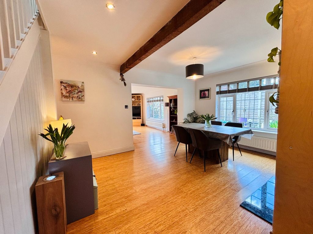 Property photo 2 of 46