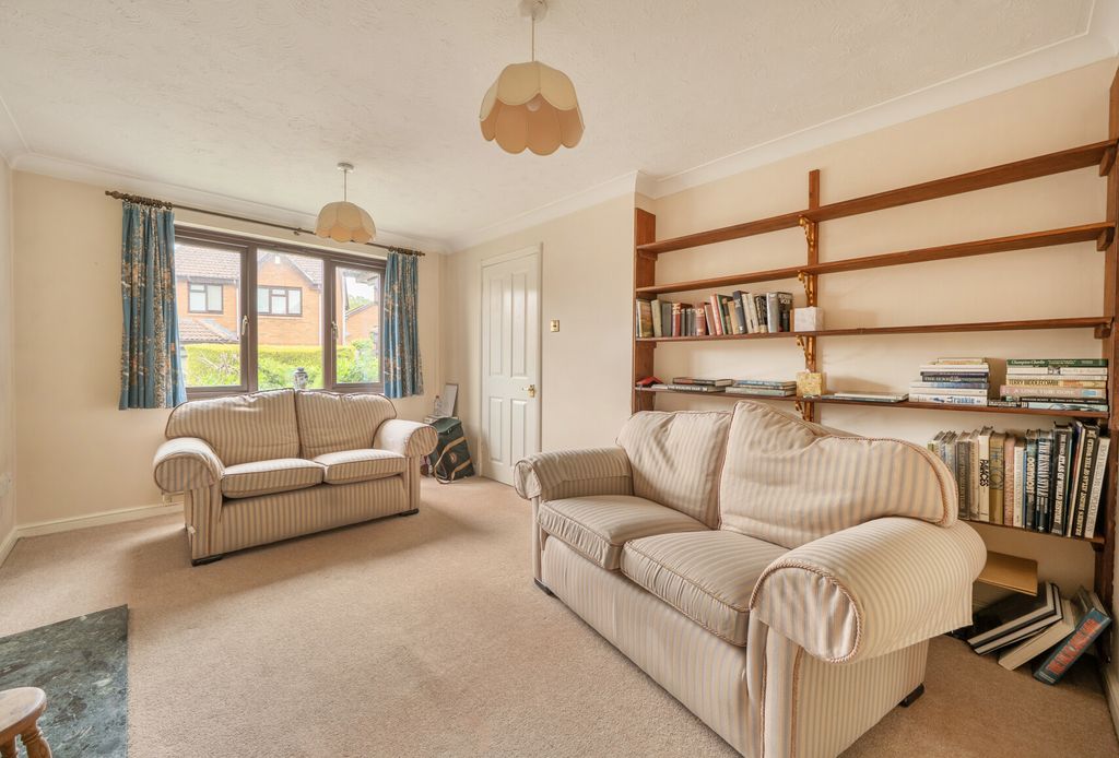 Property photo 2 of 12 1447779-6-69F0B55...