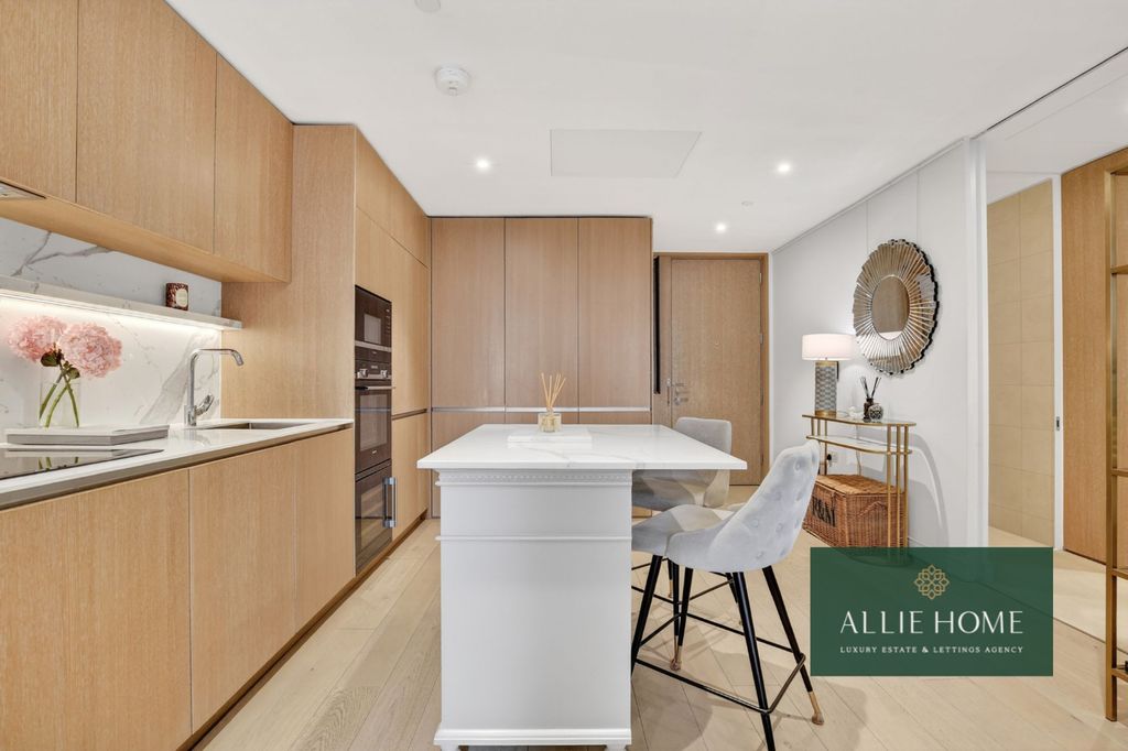 Property photo 3 of 28