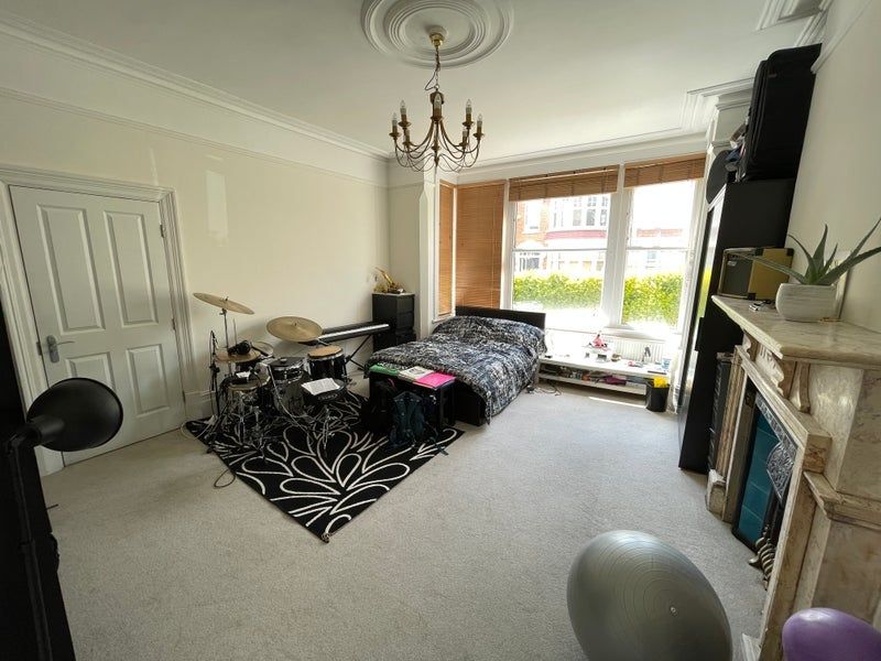 Property photo 1 of 5