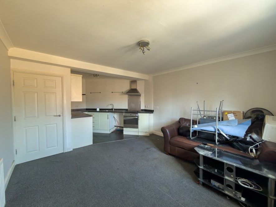 Property photo 2 of 22