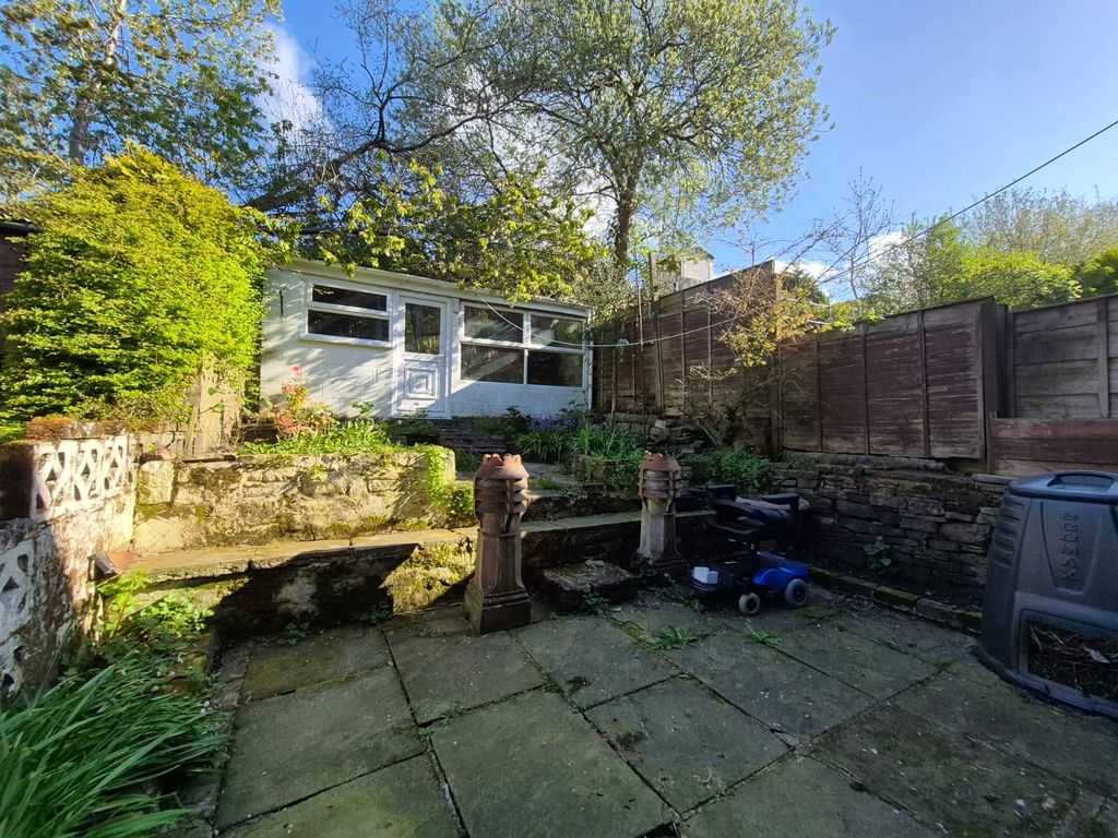 Property photo 2 of 12 Picture No. 04