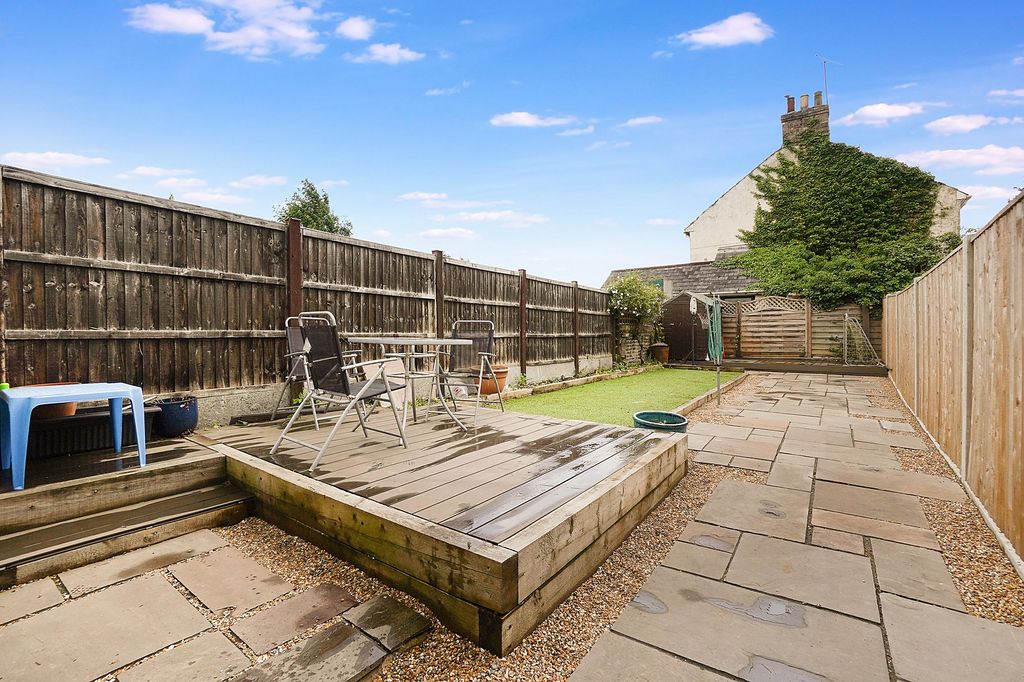 Property photo 2 of 12
